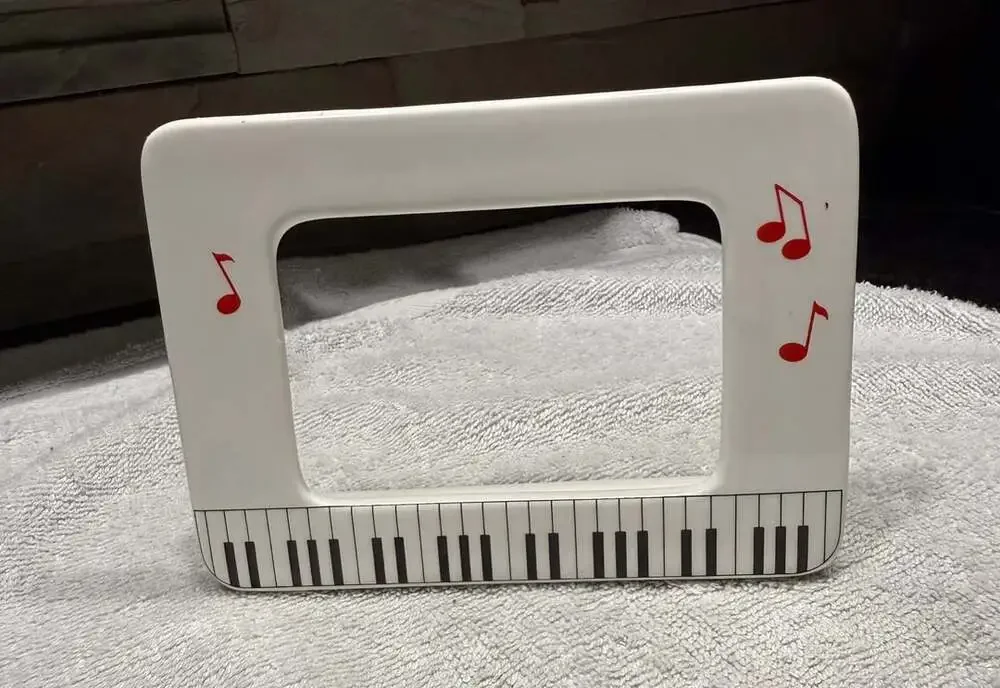 Broadway Gift Piano Keyboard Photo Frame